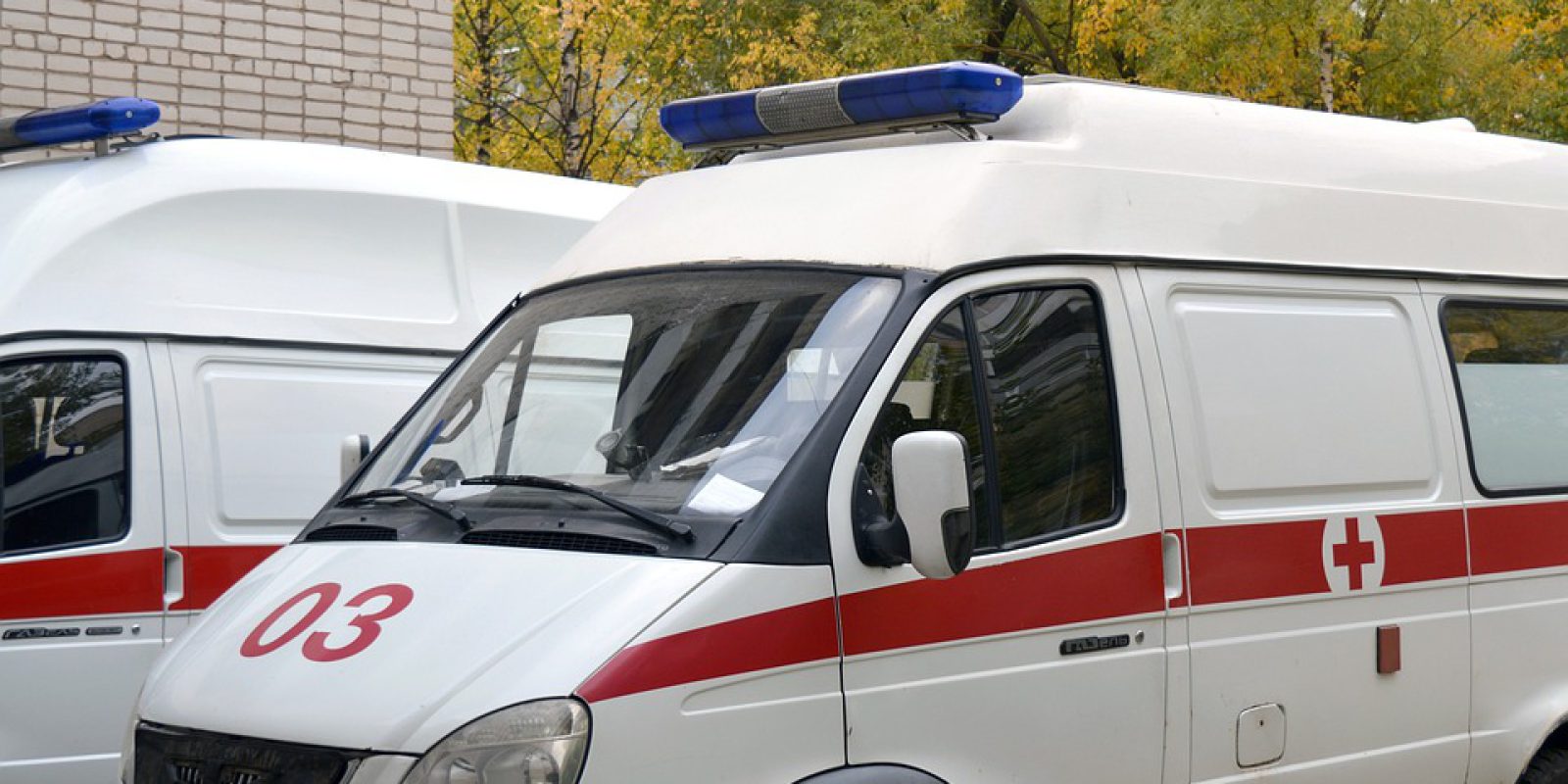 ambulance-1005433_960_720